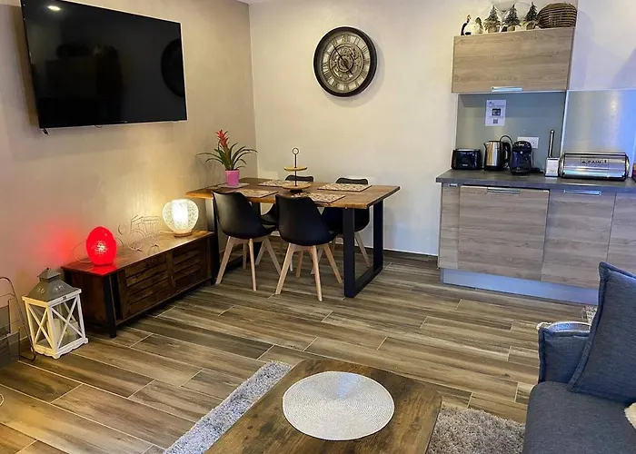 Maison 4 Personnes Centre-lac Semesterbostad *